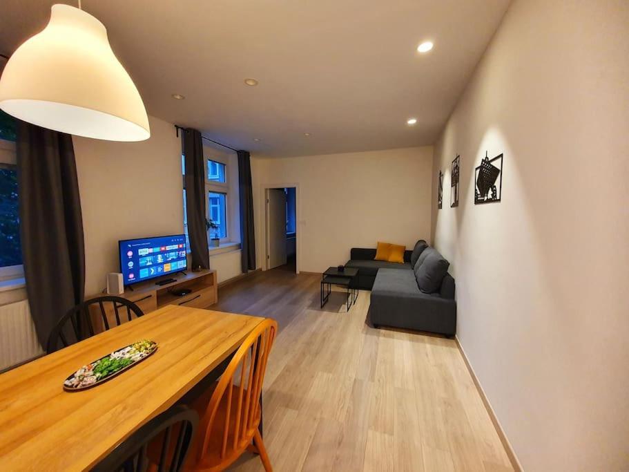 Lovely & Unique Apt In The Historic Center. Bratislava Esterno foto