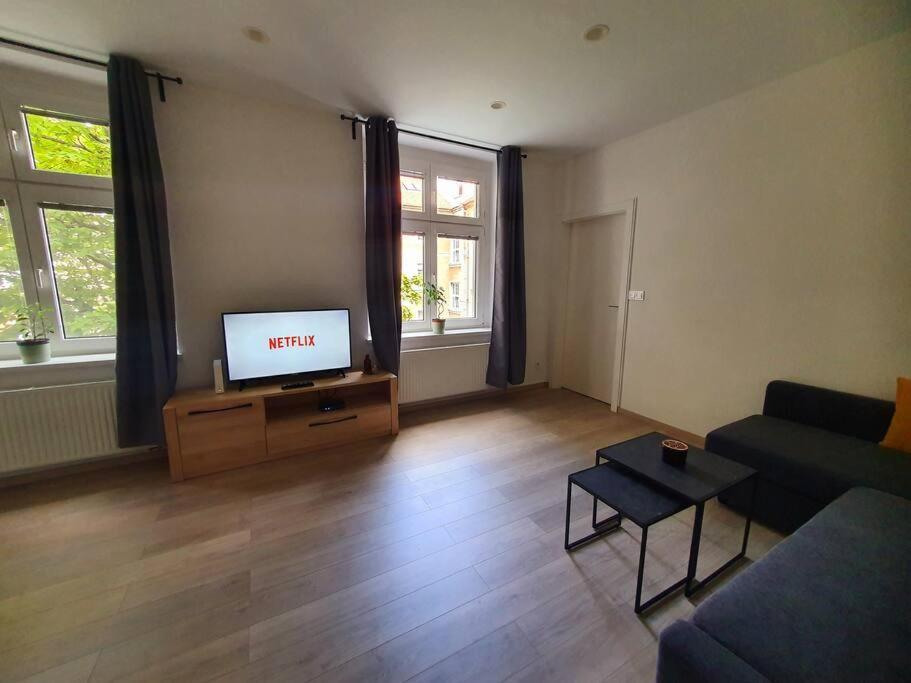 Lovely & Unique Apt In The Historic Center. Bratislava Esterno foto